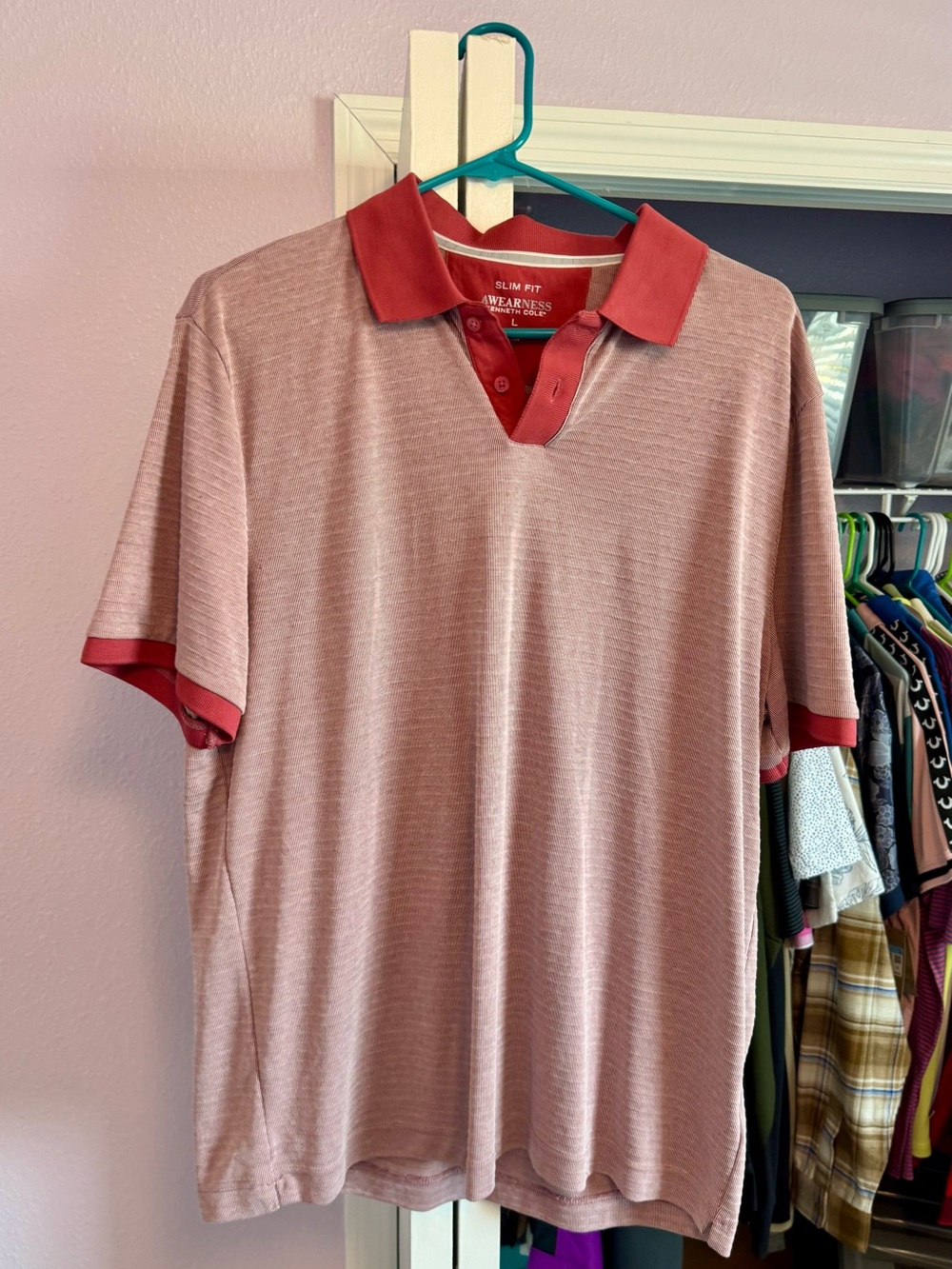 Kenneth Cole Men’s Lg Slim Fit Short Sleeve Polo Shirt. Red. Gently Used